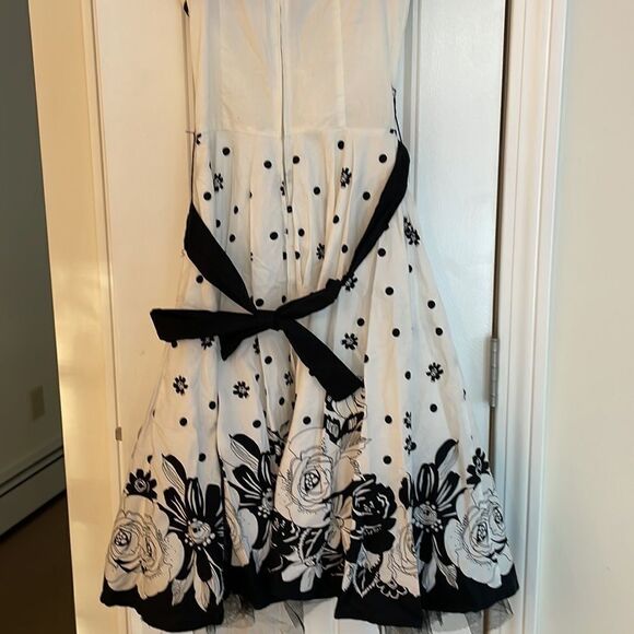 Fun summer dress - Picture 11 of 11